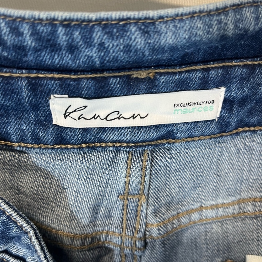 KanCan High Rise Frayed Hem 10in 90s Relaxed Bermuda Short Size 30 - Picture 4 of 11